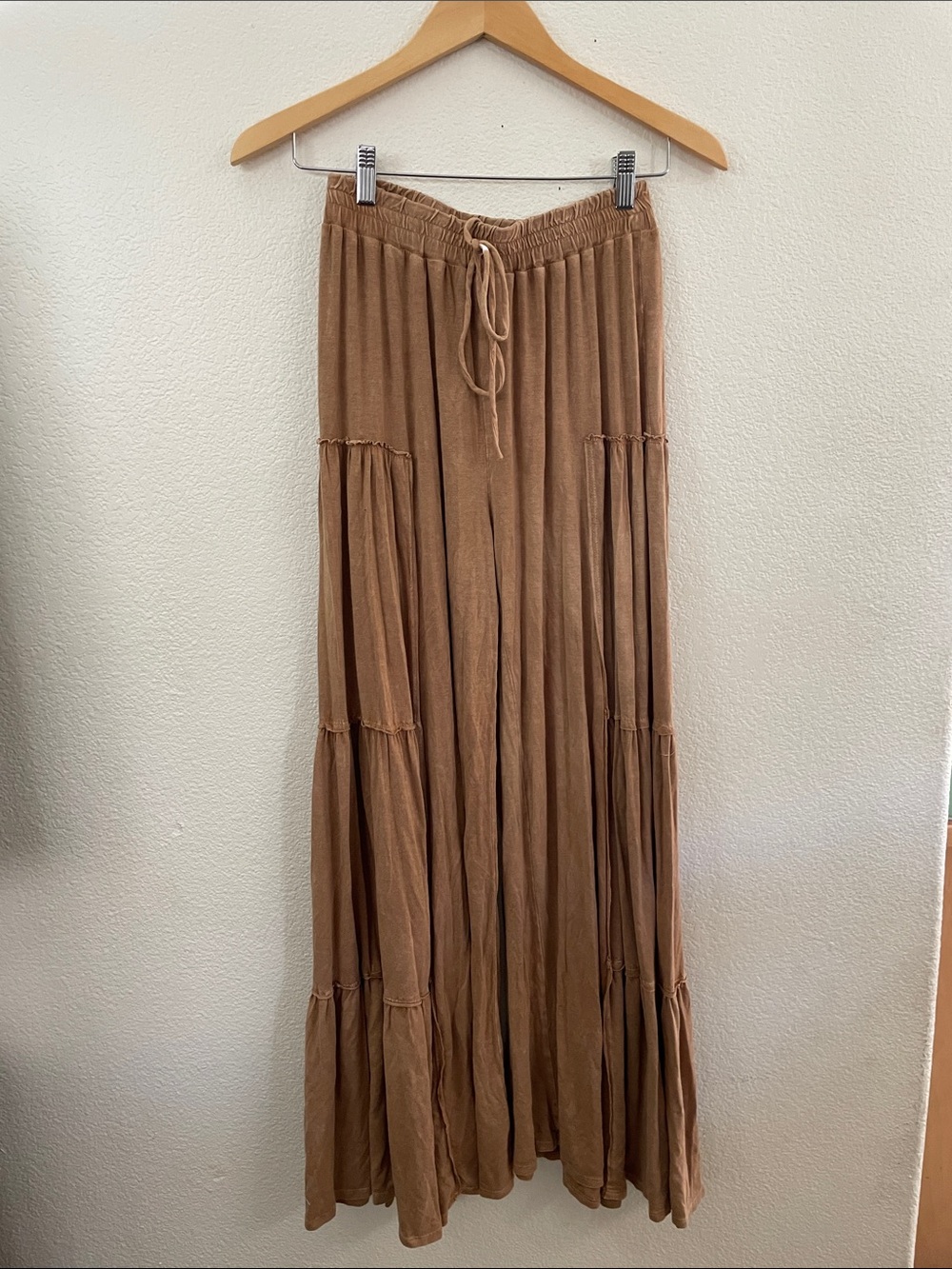 J. Her Tiered wide leg chai latte camel pants with Drawstring Waist dance yoga s